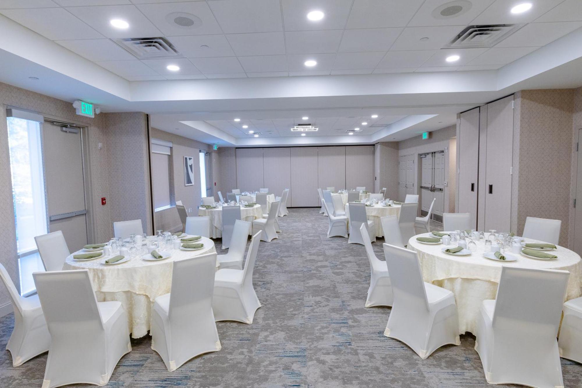 Hilton Garden Inn Lakewood Exterior foto